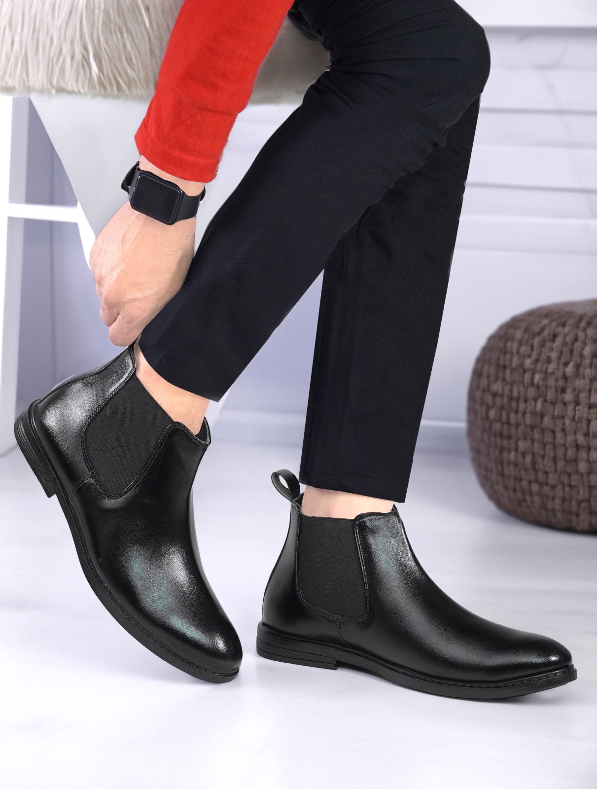 Stylish Leather Chelsea Boots