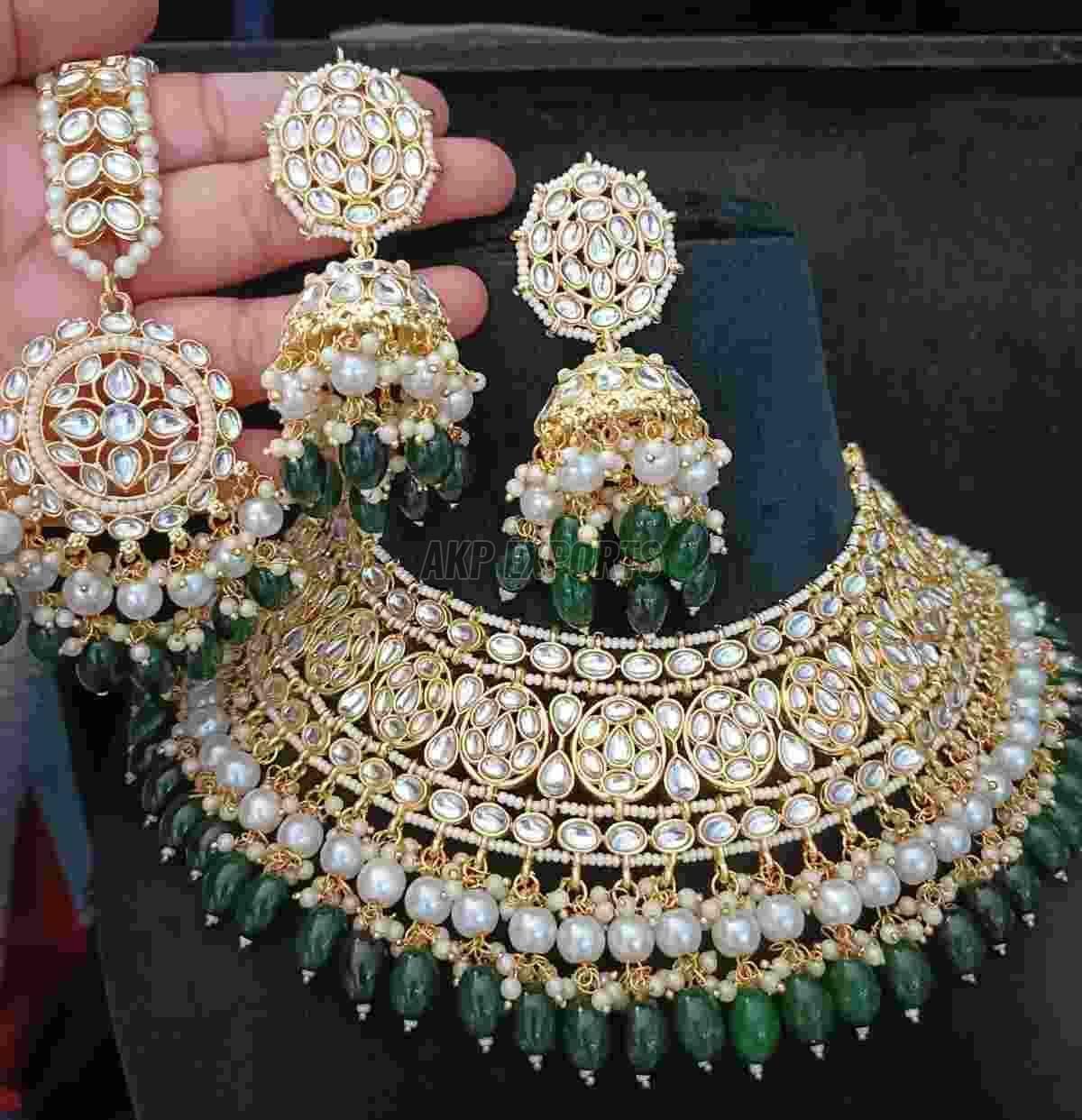 Wedding Wear Golden Kundan Necklace Set