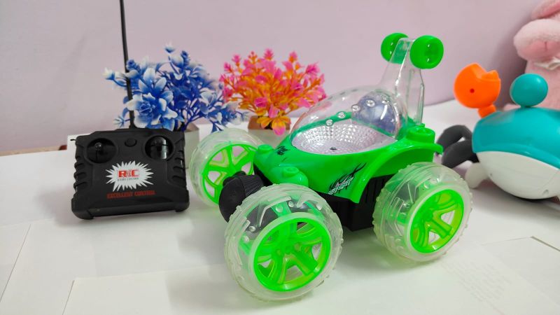 Remote Control Stunt Car