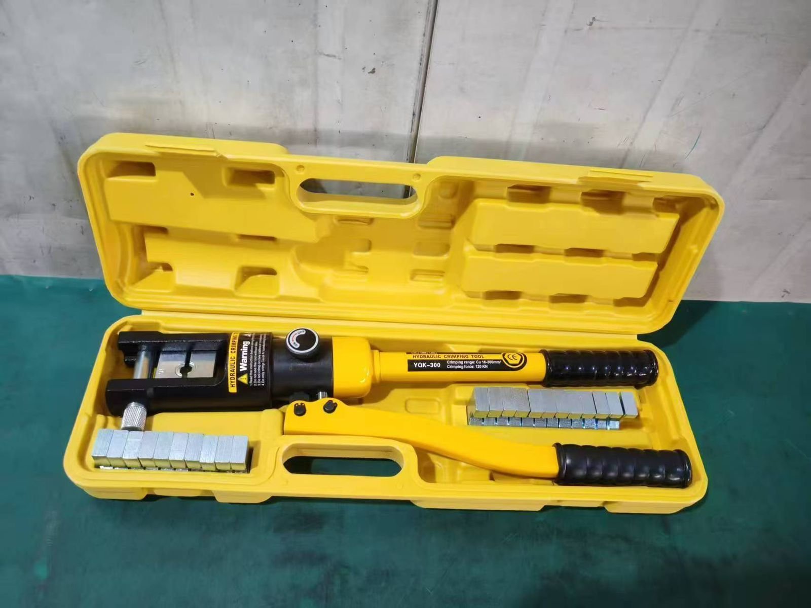 YQK 300 Hydraulic Crimping Tool