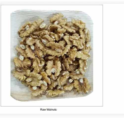 Raw Walnut Kernel
