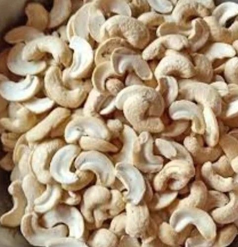 W400 Split Cashew Nuts