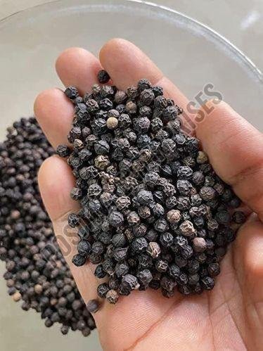 Natural Whole Black Pepper
