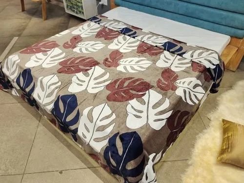 Blankets & Bedding