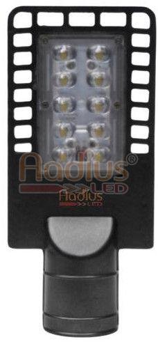 20W Ventilated Body Solar LED Street Light