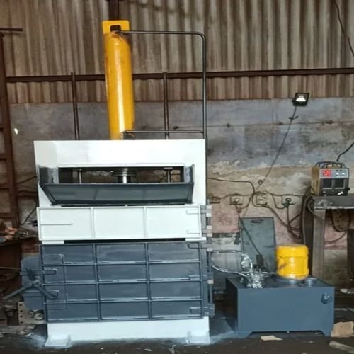 Hydraulic Waste Baling Machine