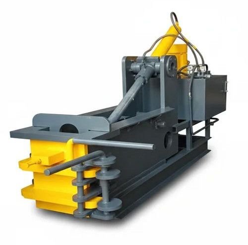 Triple Action Scrap Baling Machine