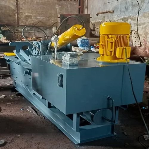 Urmi Scrap Baling Machine