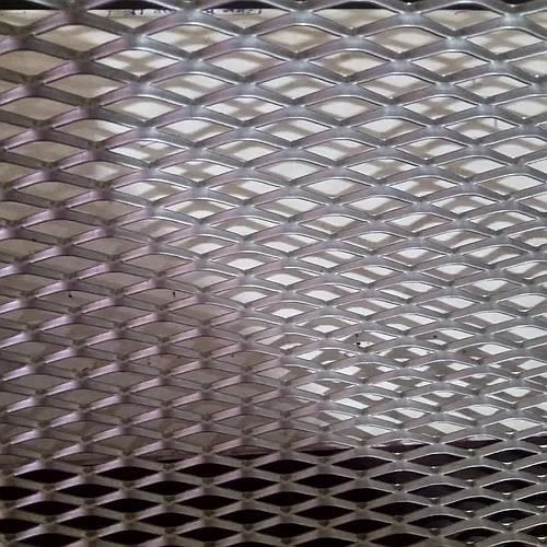 20 Gauge Carbon Steel Expanded Metal Mesh