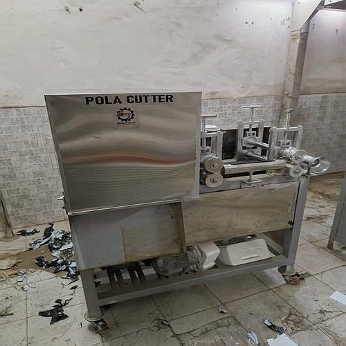 Pola Cutting Machine