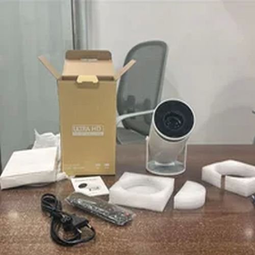 Ultra HD LED Projector