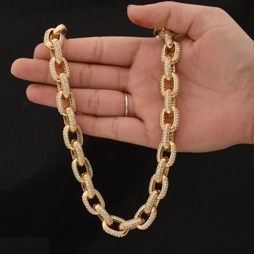 925 Sterling Silver Moissanite Diamond Studded Oval Twisted Necklace