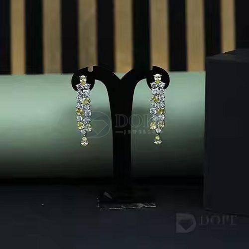 18kt Solid Gold Diamond Danglers Earrings