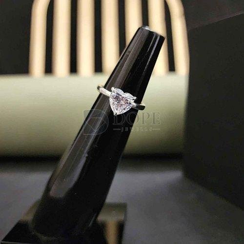 Elegant Heart Shape Moissanite Diamond Ring