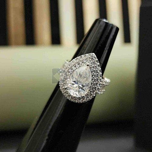 Elegant Pear Cut Moissanite Engagement Diamond Ring