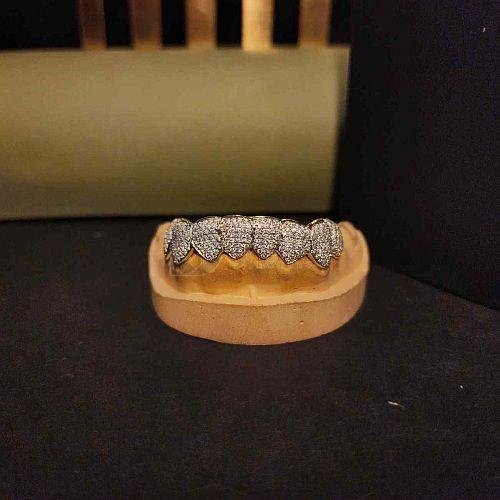 Mens Trendy Iced Out Diamond Grillz Set