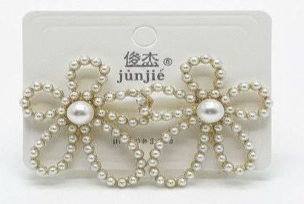 Korean White Pearl Flower Stud Earrings