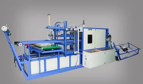 Vaccum Forming Machine