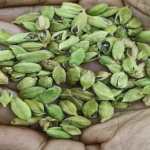 8 Mm Rejected Green Cardamom Seeds