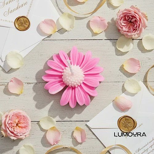 Decorative Daisy Flower Candle