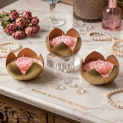 Metal Lotus Shaped Soy Wax Candle