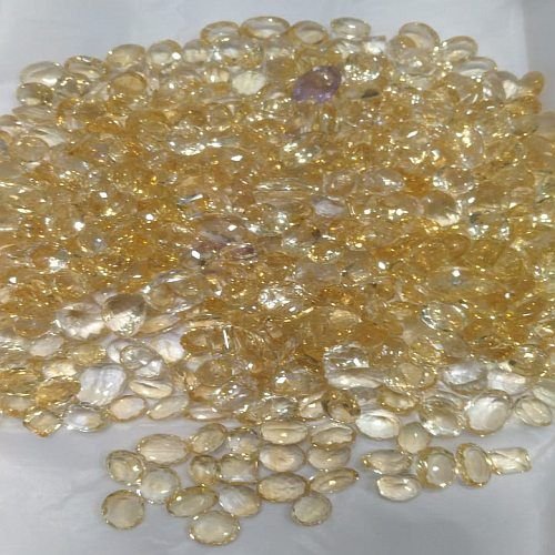 Natural Polished Sunela Gemstone