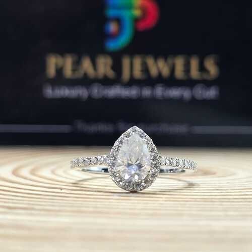 VVS Lab Grown Diamond 14K Gold Proposal Ring