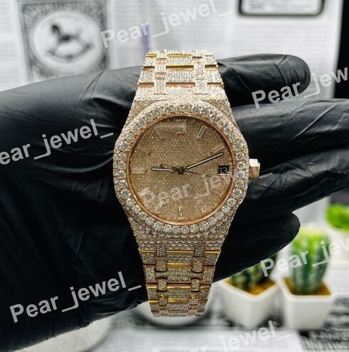 VVS Moissanite Iced Out Round Dial Unisex Watch