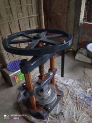 Manual Paper Plate Making Machine