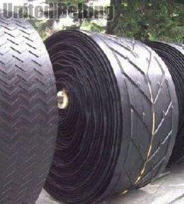 Chevron Cleated Conveyor Belt