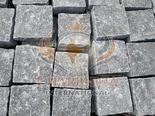 Riverwash Grey Cobble Limestone