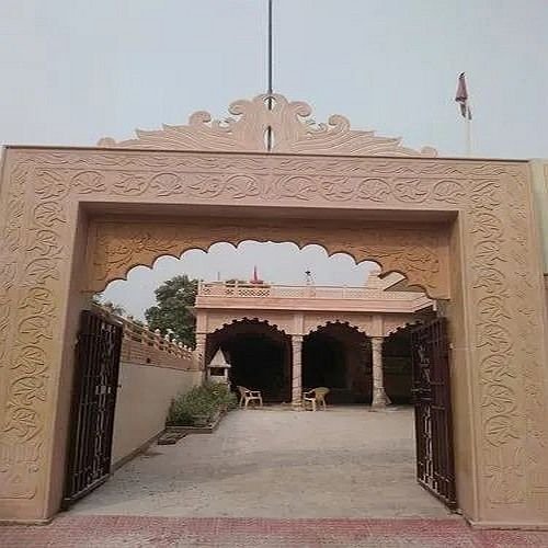 Decorative Pink Sandstone Temple Entry Gate