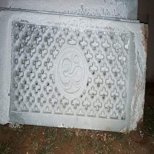 White Gwalior Mint Stone Jali