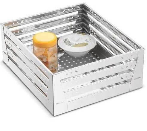 Plain Plaza Basket