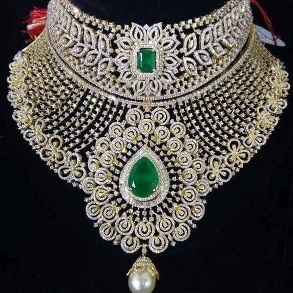 Diamond Choker Necklace Set