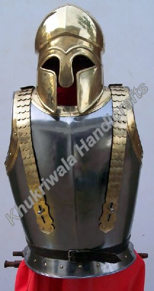 J04 Armour With Greek Helmet