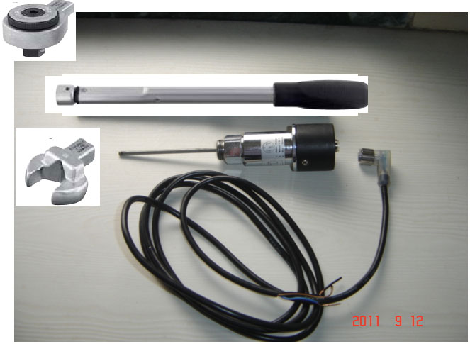 Signaling Torque Wrench