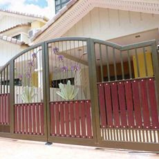 Stainless Steel Gate 02