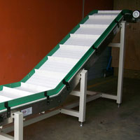 Cleated Loading Conveyor