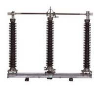 Double Break Isolator