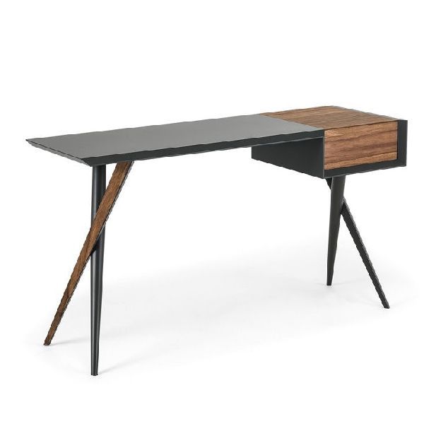 Wooden Study Table 05