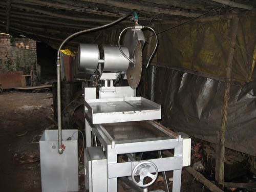Refractory Brick Cutting Machine