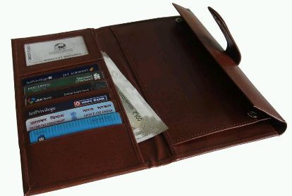 Leather Cheque Folder 02