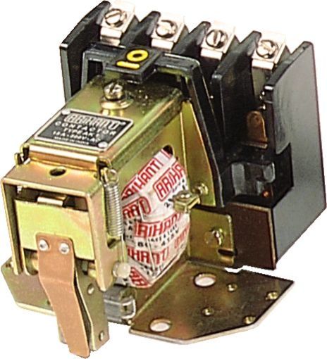 4 Pole Power Contactor (AK 1)