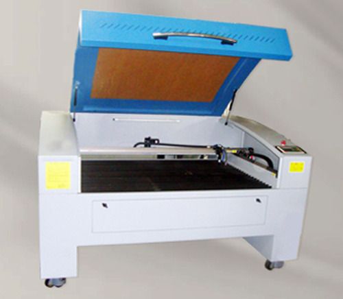 Laser Cutting Machine 02