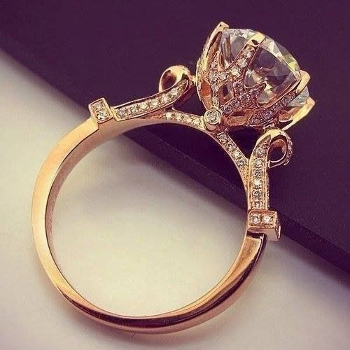 Ladies Diamond Ring 03