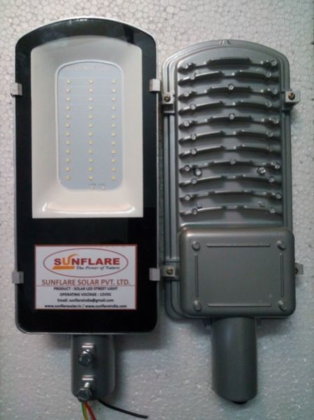 15W Solar LED Street Light