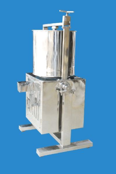 Commercial Tilting Grinder 02