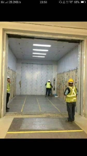 Industrial Elevator 05