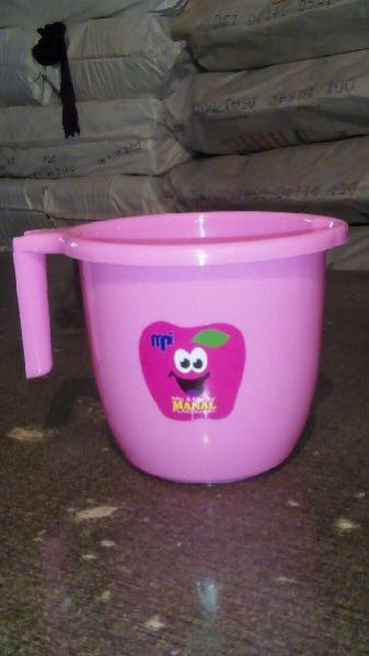 Plastic Bath Mugs 07